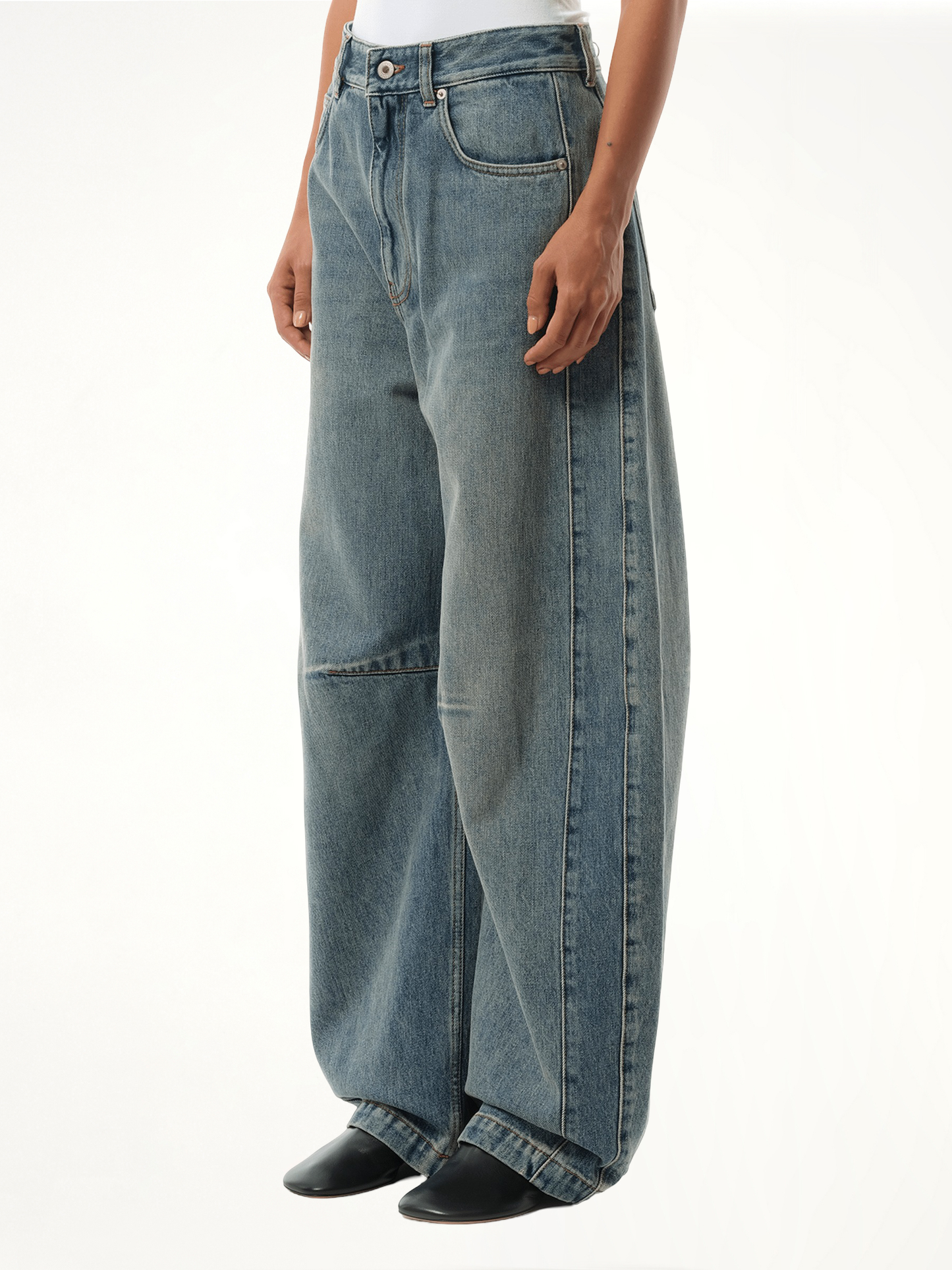 Anagram Barrel Jeans AF in Washed Denim