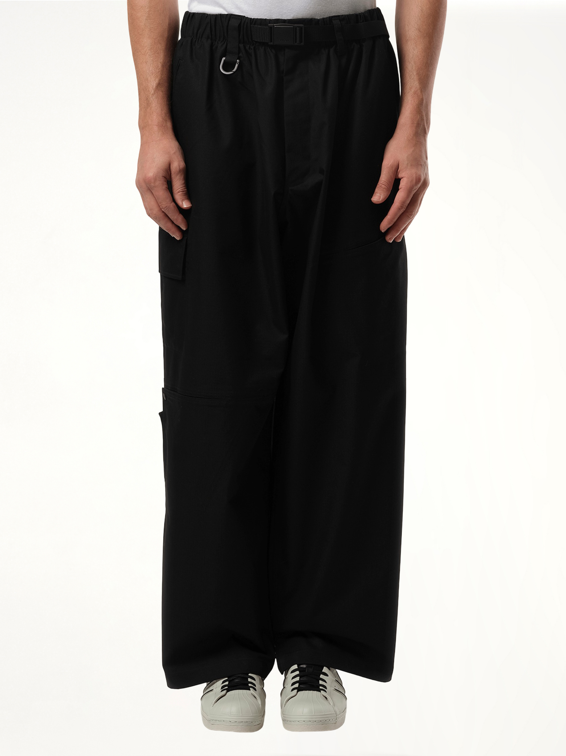 Vent Cargo Pants in Black