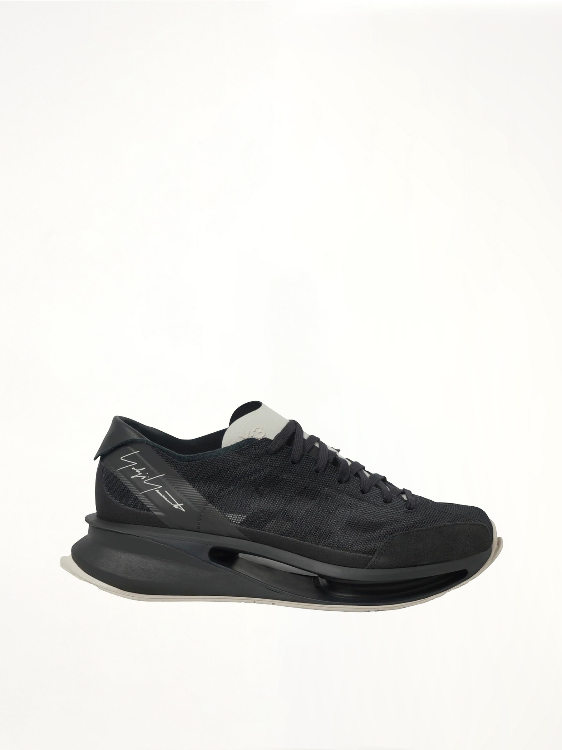 Y-3 S-Gendo Run in Black Side View | Y-3