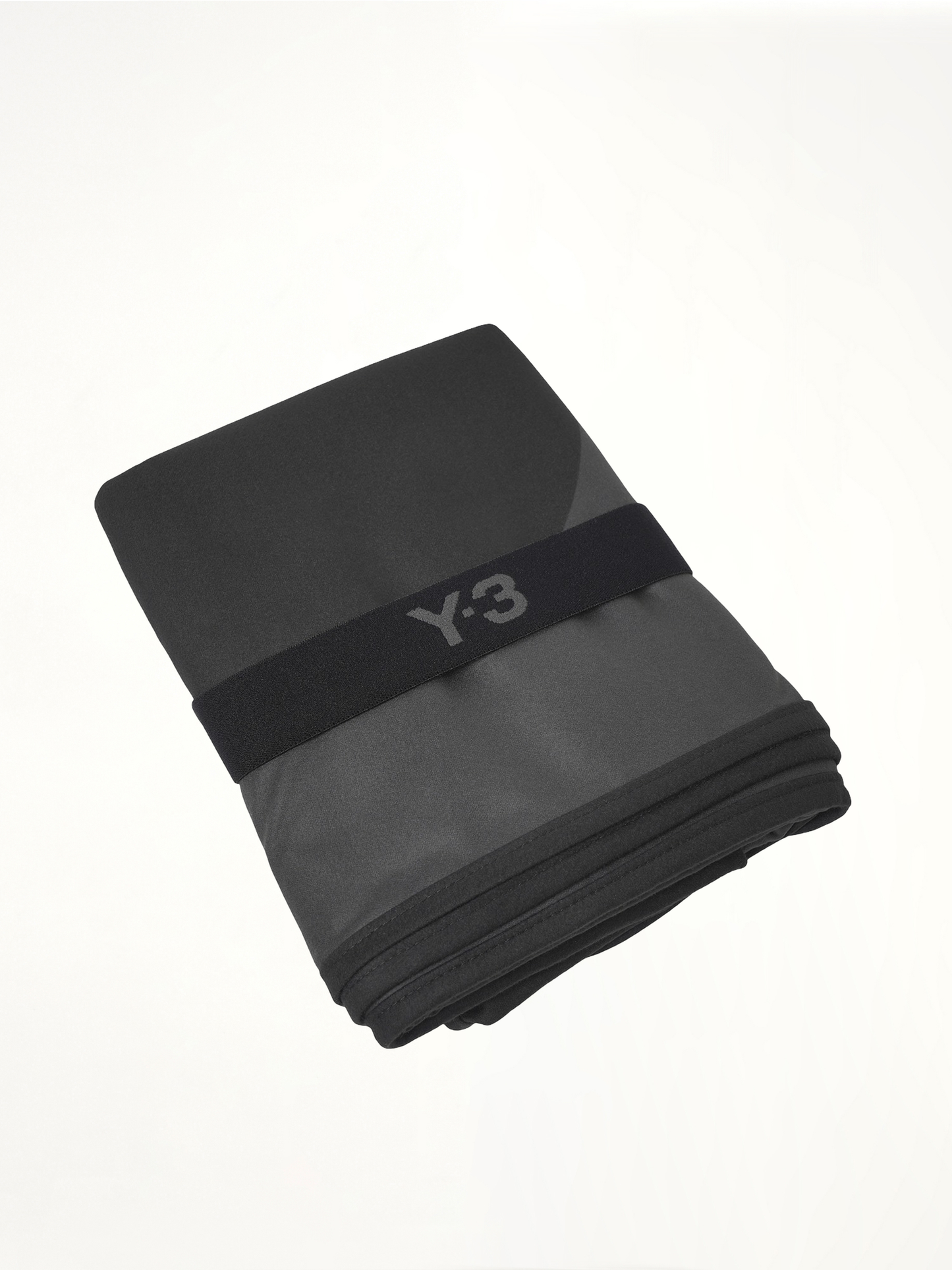 Y-3 Towel in Black