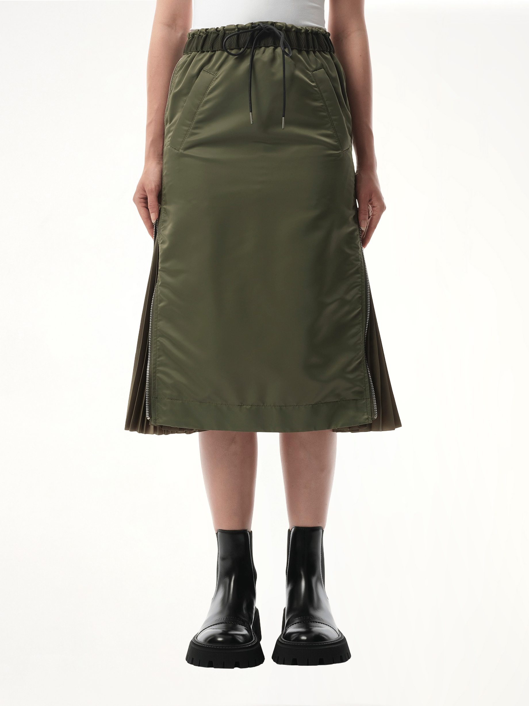 Nylon Twill Skirt in Khaki