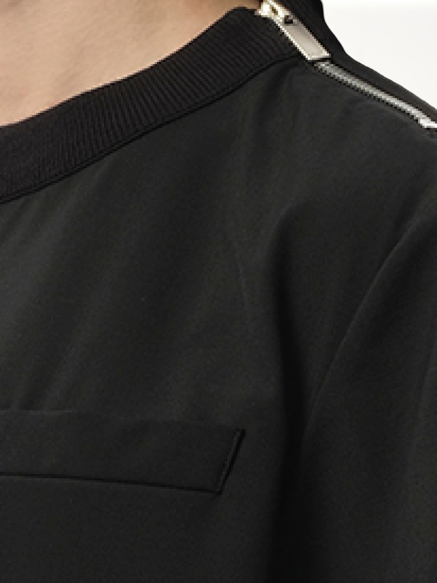 Suiting Short-sleeve Pullover in Black