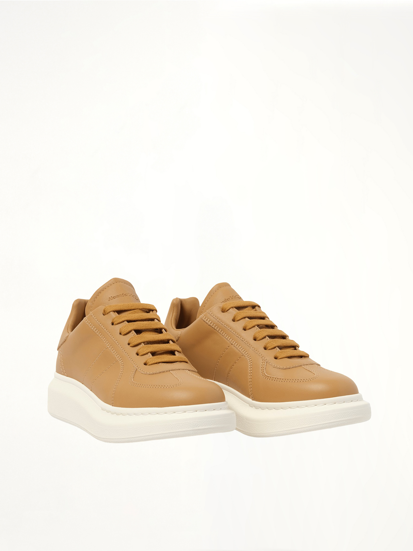 Oversized Retro Sneaker in Natural