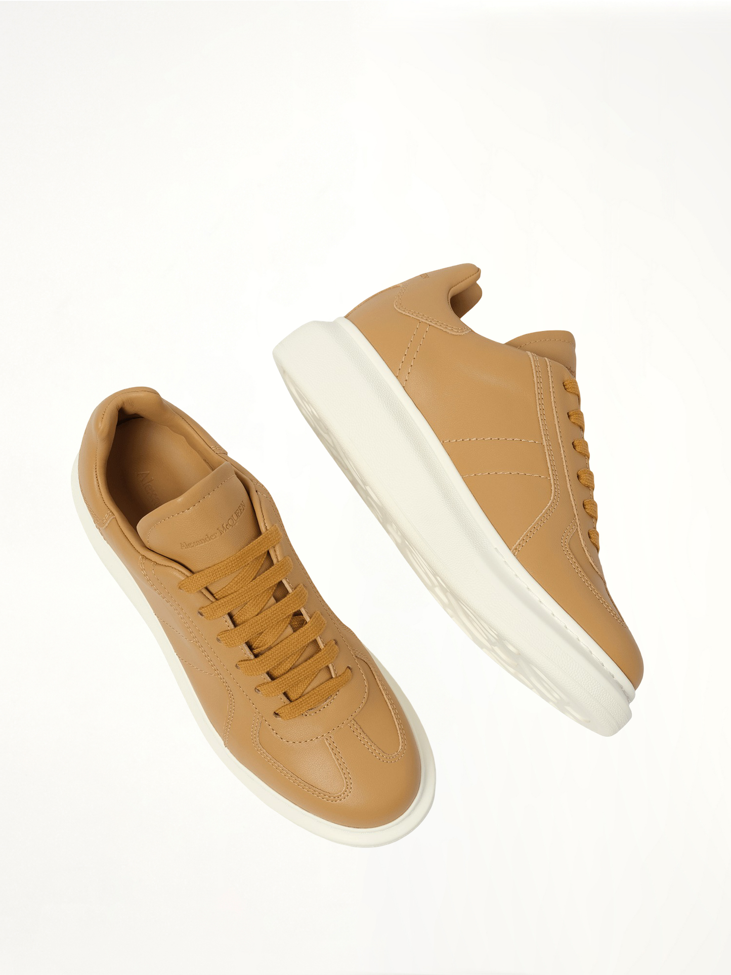 Oversized Retro Sneaker in Natural