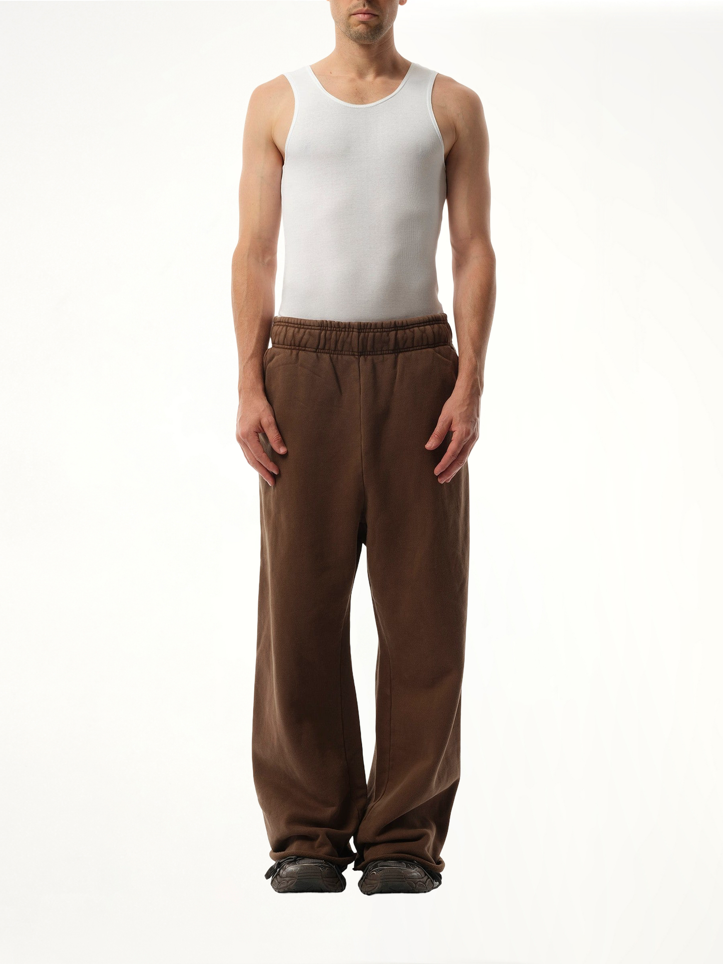 Full Sweatpants in Brunette
