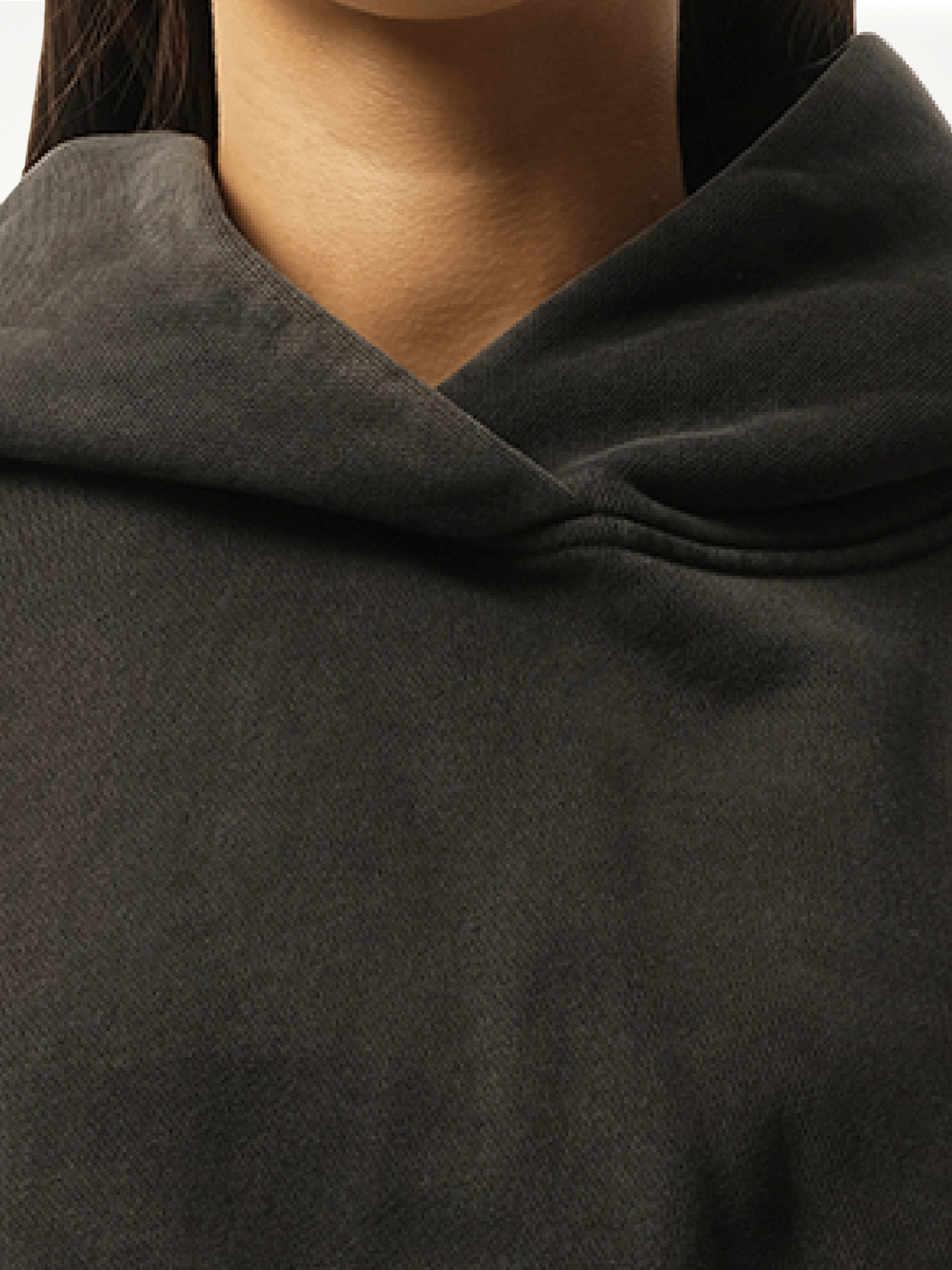 Cropped Heavy Hood in Washed Black