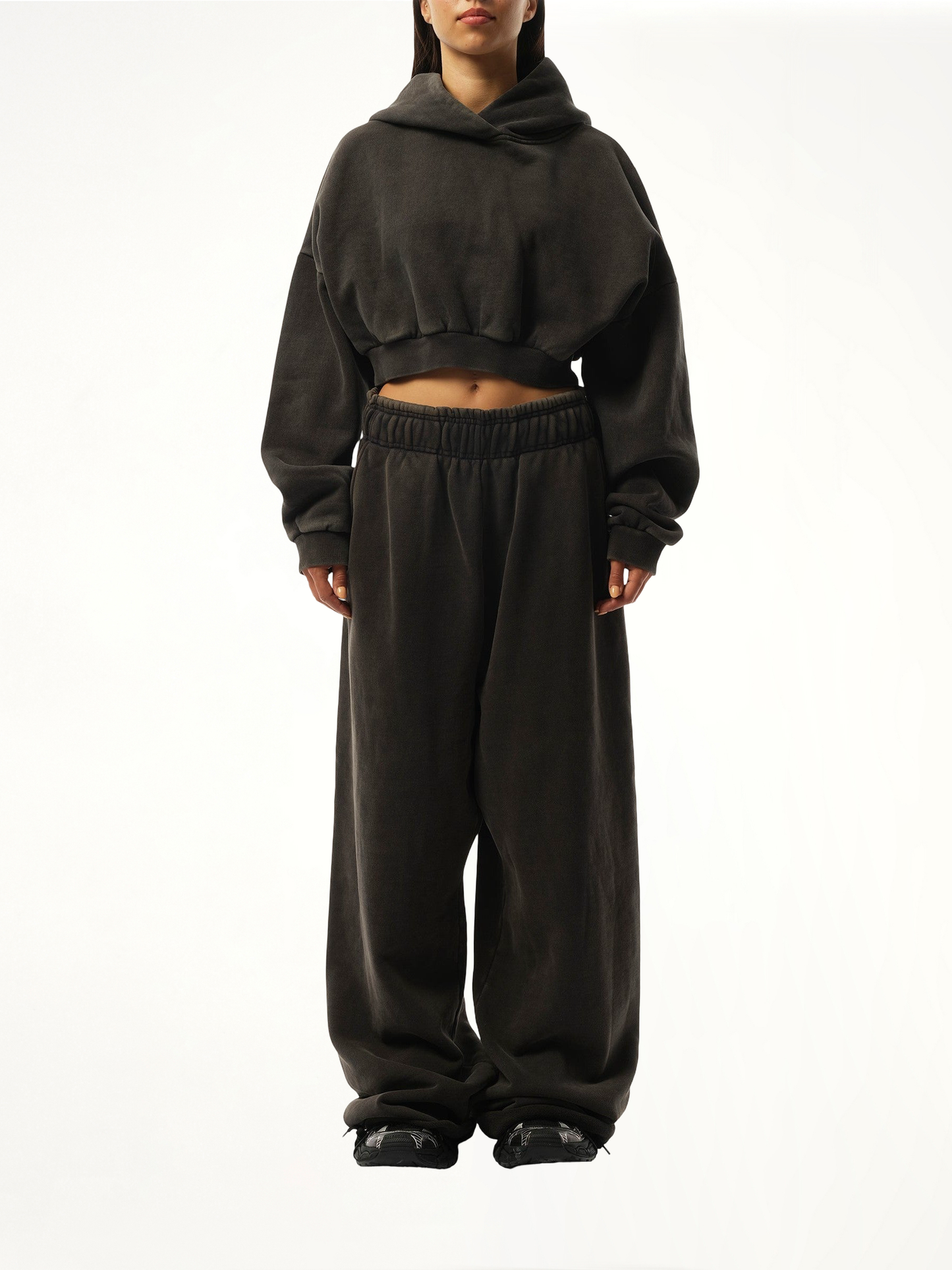 Cropped Heavy Hood in Washed Black