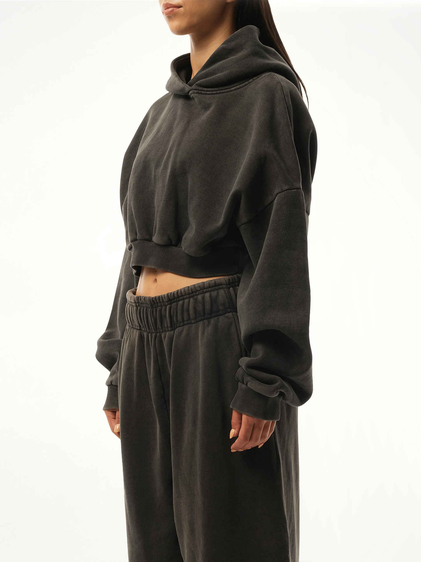 Cropped Heavy Hood in Washed Black
