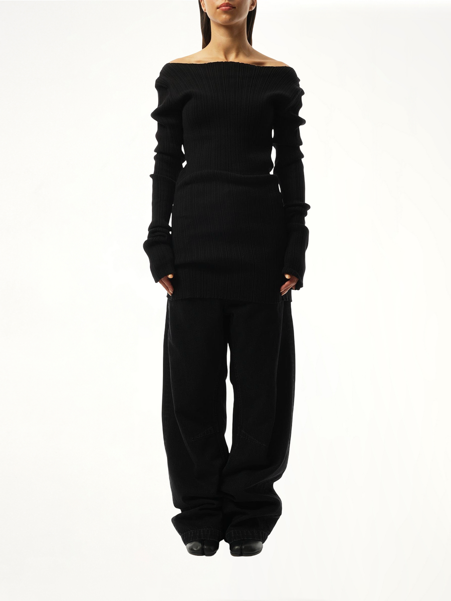 Arches Long Sleeve Knit Sweater in Black