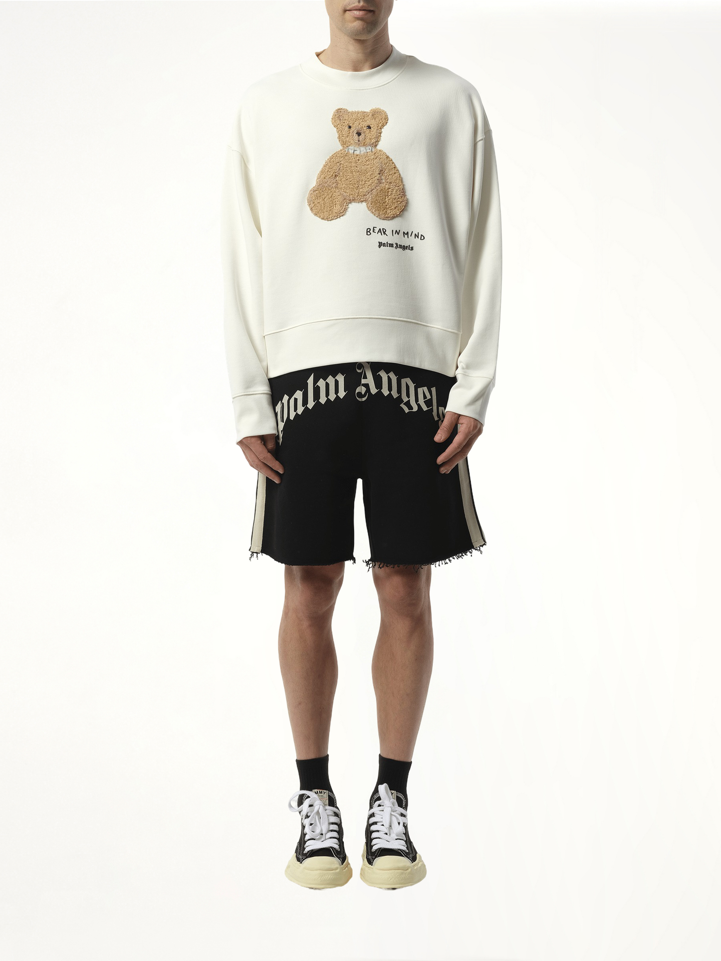 Bear in Mind Crewneck Sweatshirt in Off White/Brown