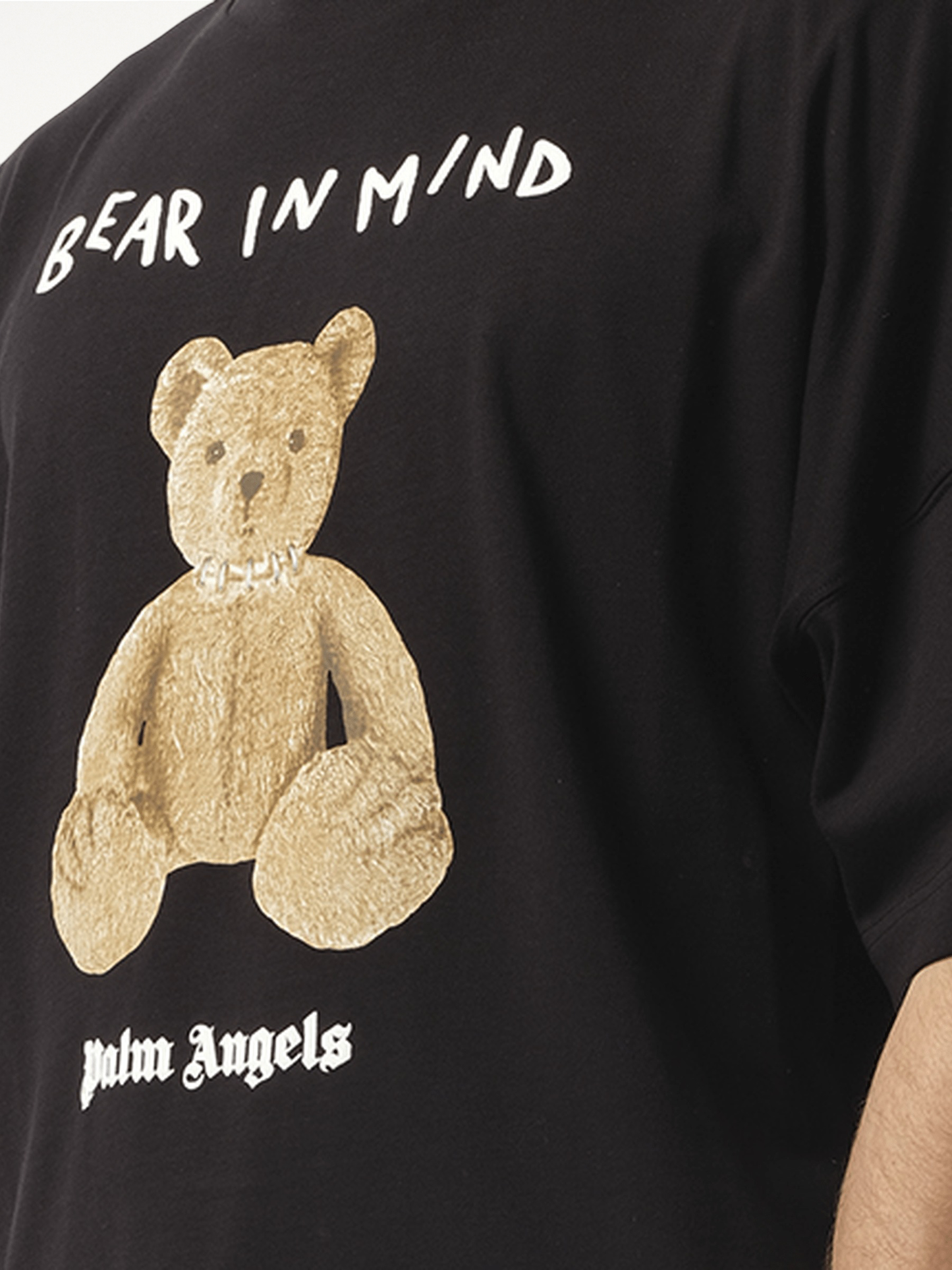 Bear in Mind Over T-Shirt in Black/Brown
