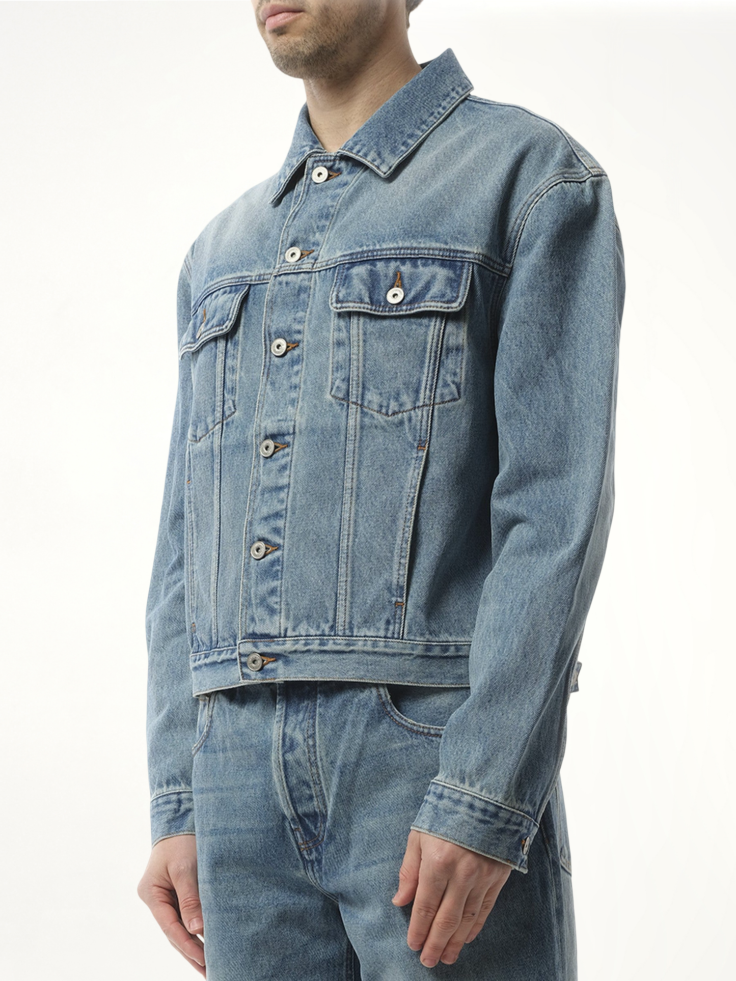 La Veste Denim in Blue/Tabac