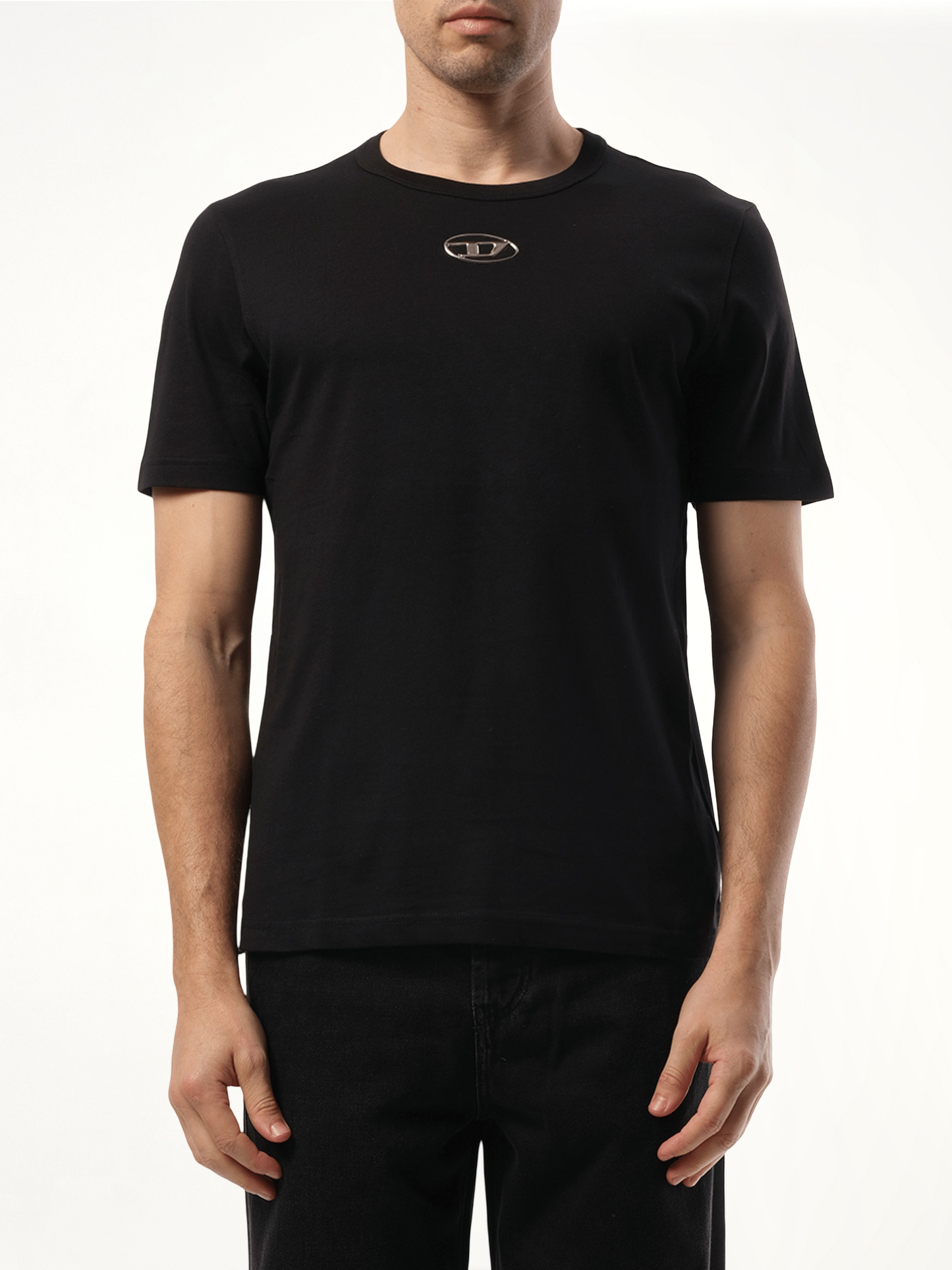 T-Adjust D Logo T-Shirt in Black