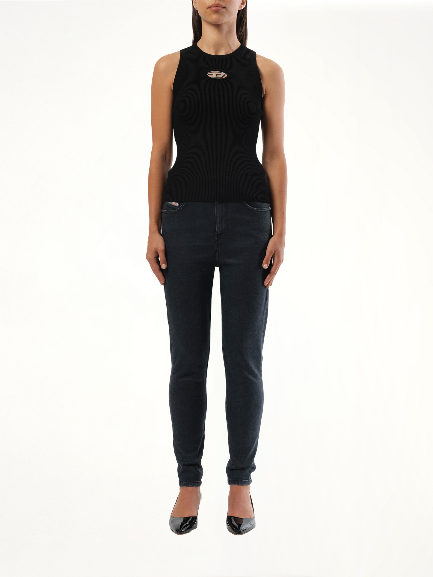 M-Caddix Top in Black