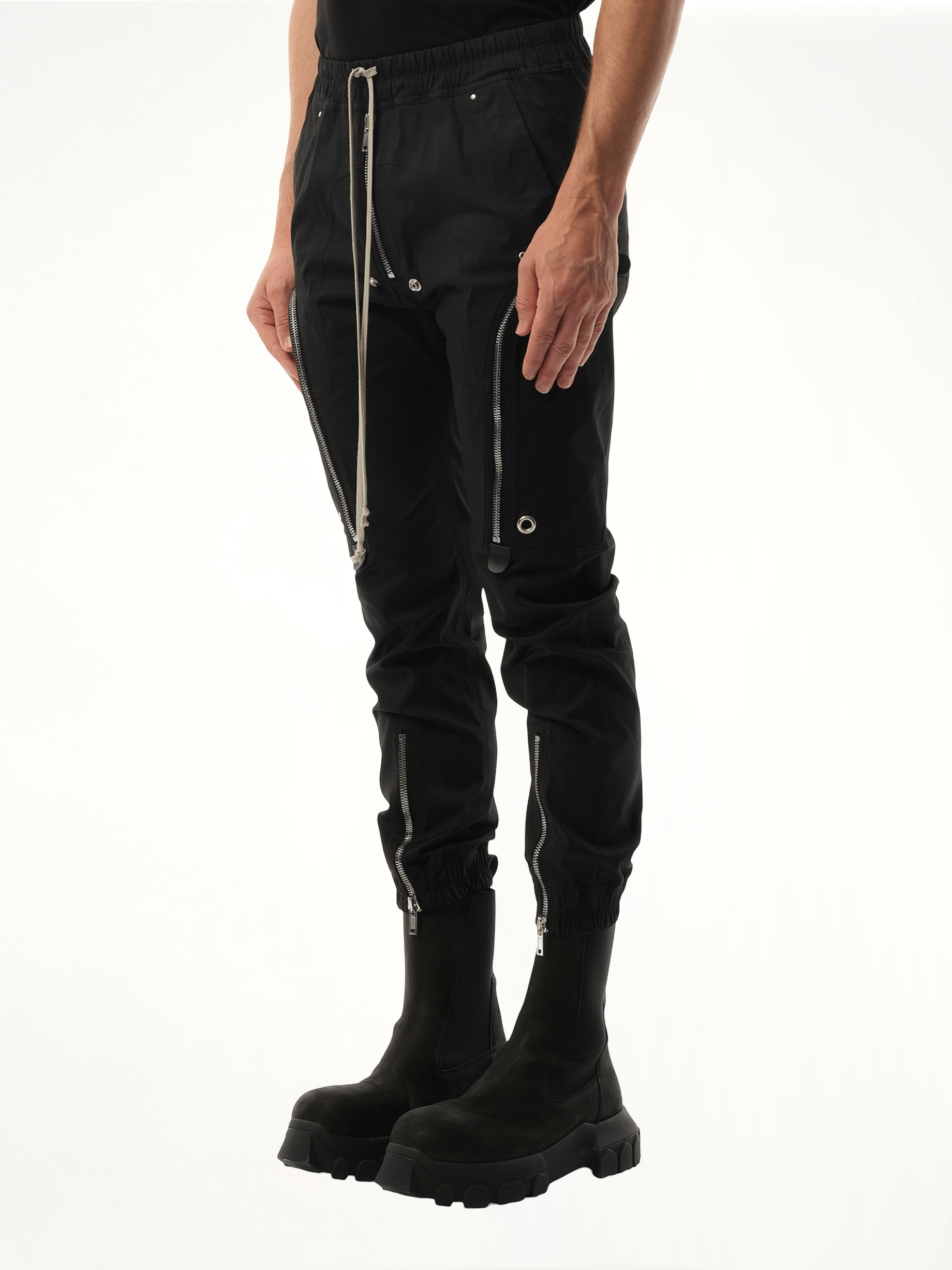 Bauhaus Cargo in Black