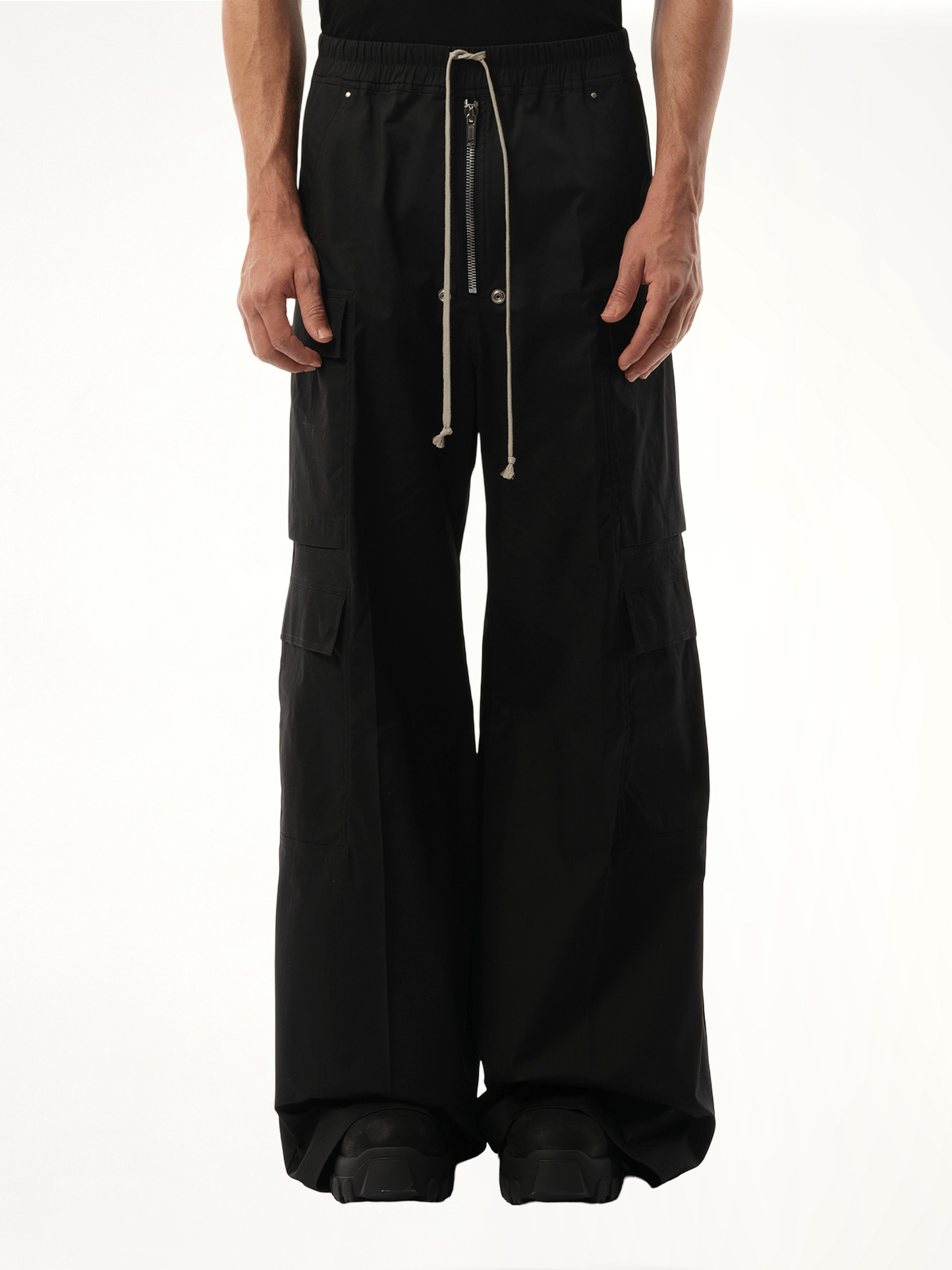Cargobelas Pants in Black