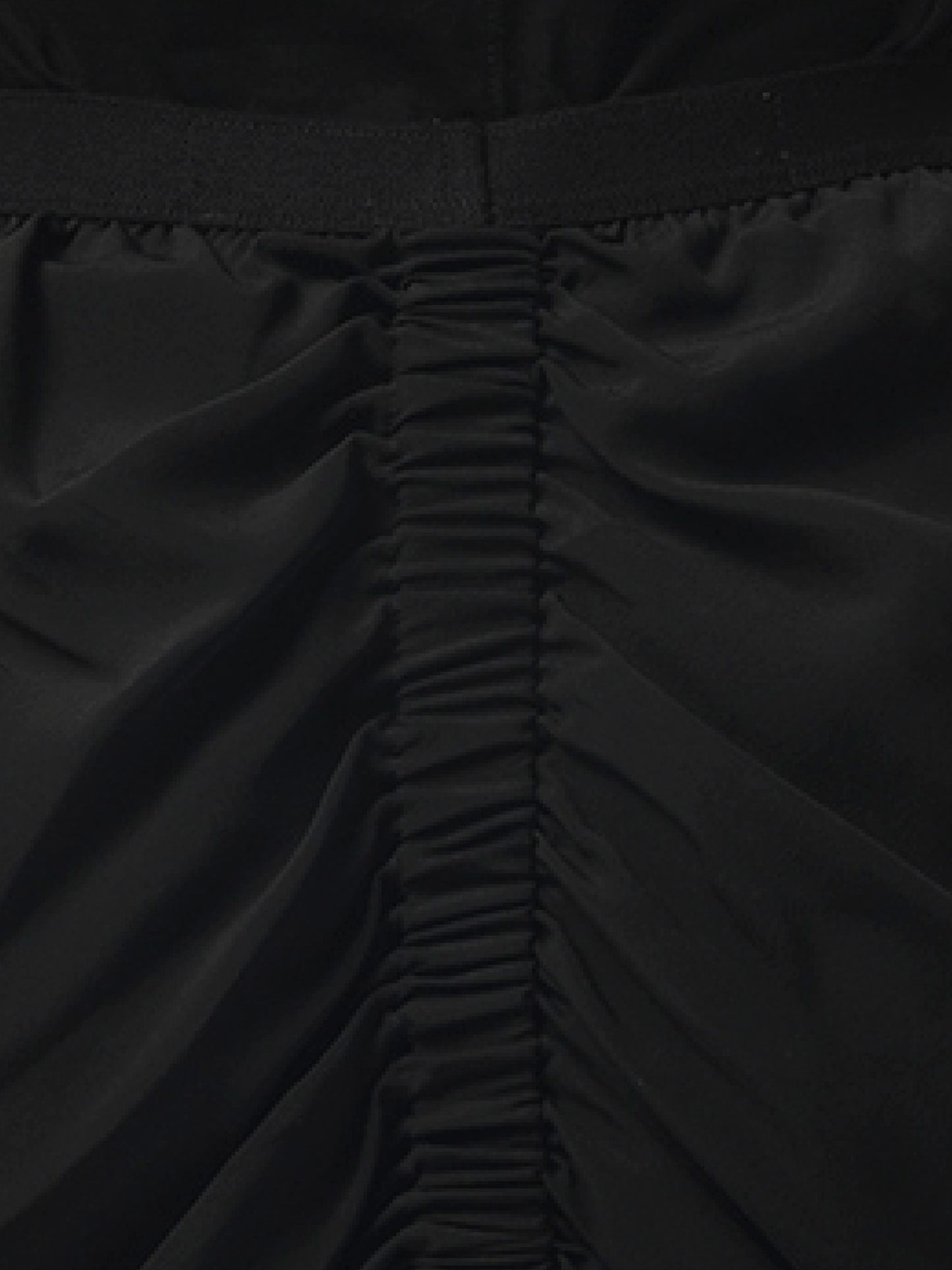 Cocoon Crepe Shrimp Skirt in Black