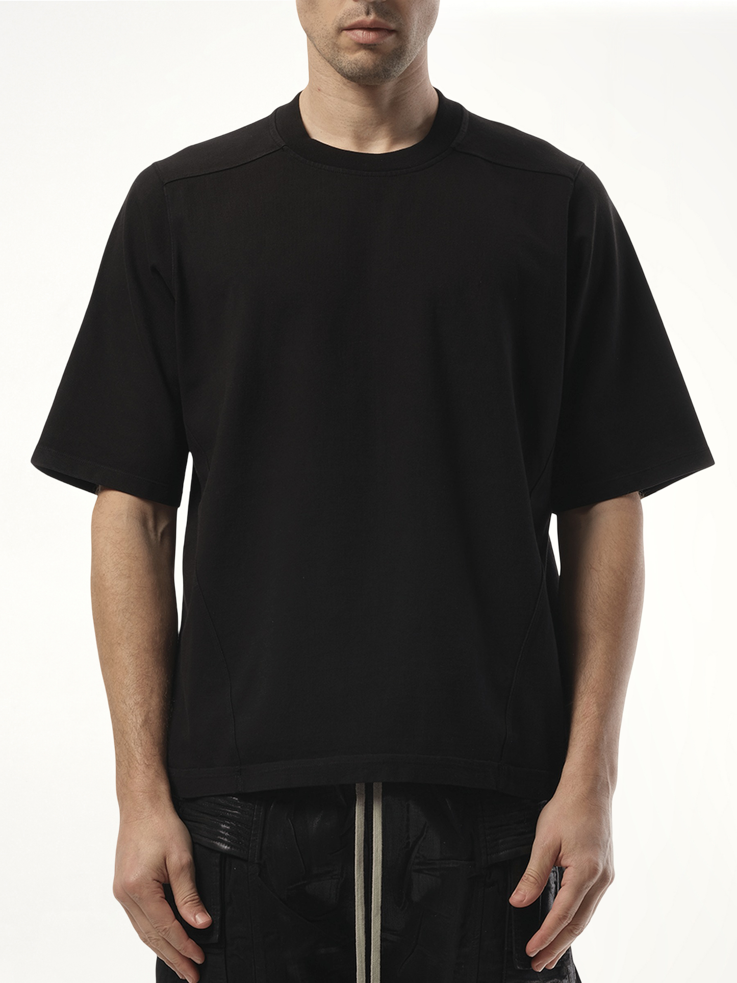 Walrus T in Black