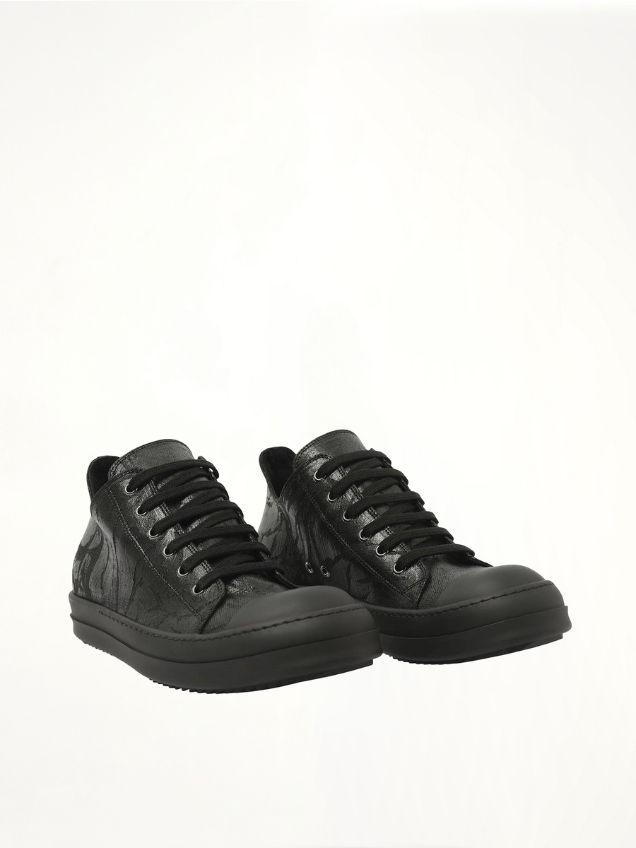Mono Colour Low Sneaks in Black Front View | RICK OWENS DRKSHDW