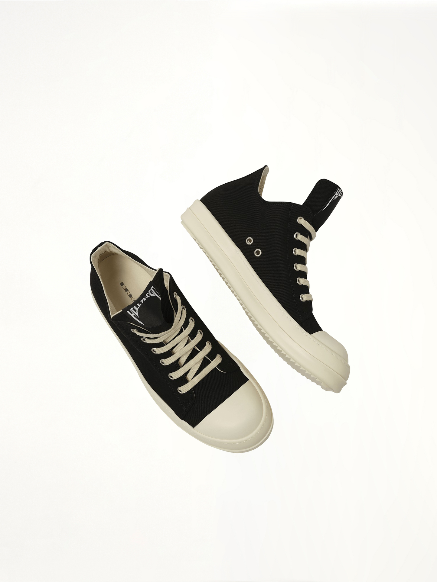 Hollywood Low Sneaks in Black/Milk