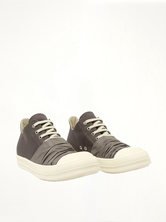 Hustler Low Sneaks in Dark Dust/Dust/Milk