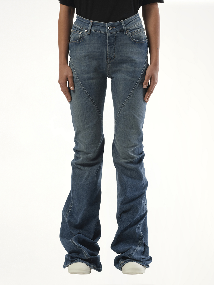 Bias Bootcut Jeans in Washed Indigo