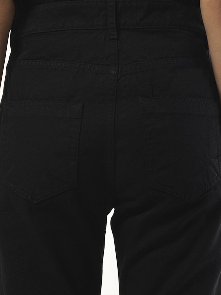 VDD Jeans in Black