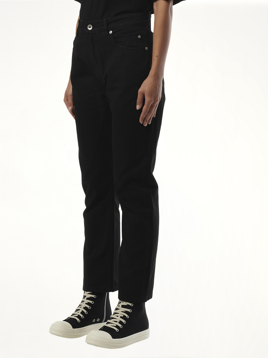 VDD Jeans in Black