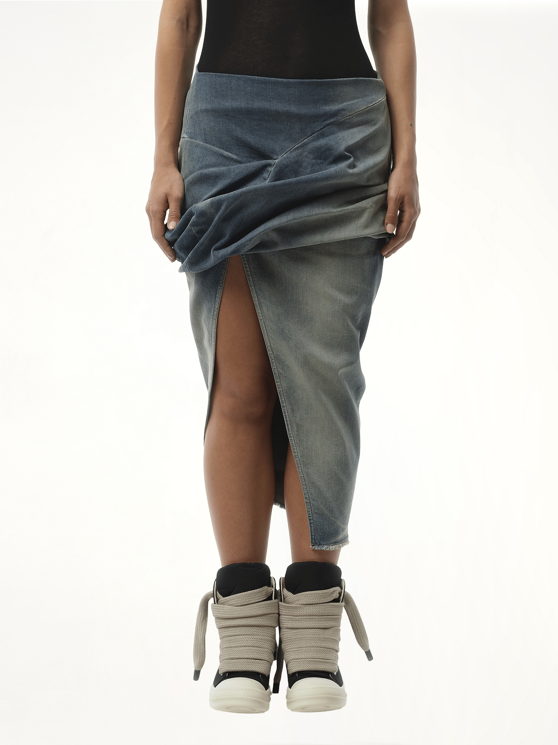Low Twist Skirt in Washed Indigo