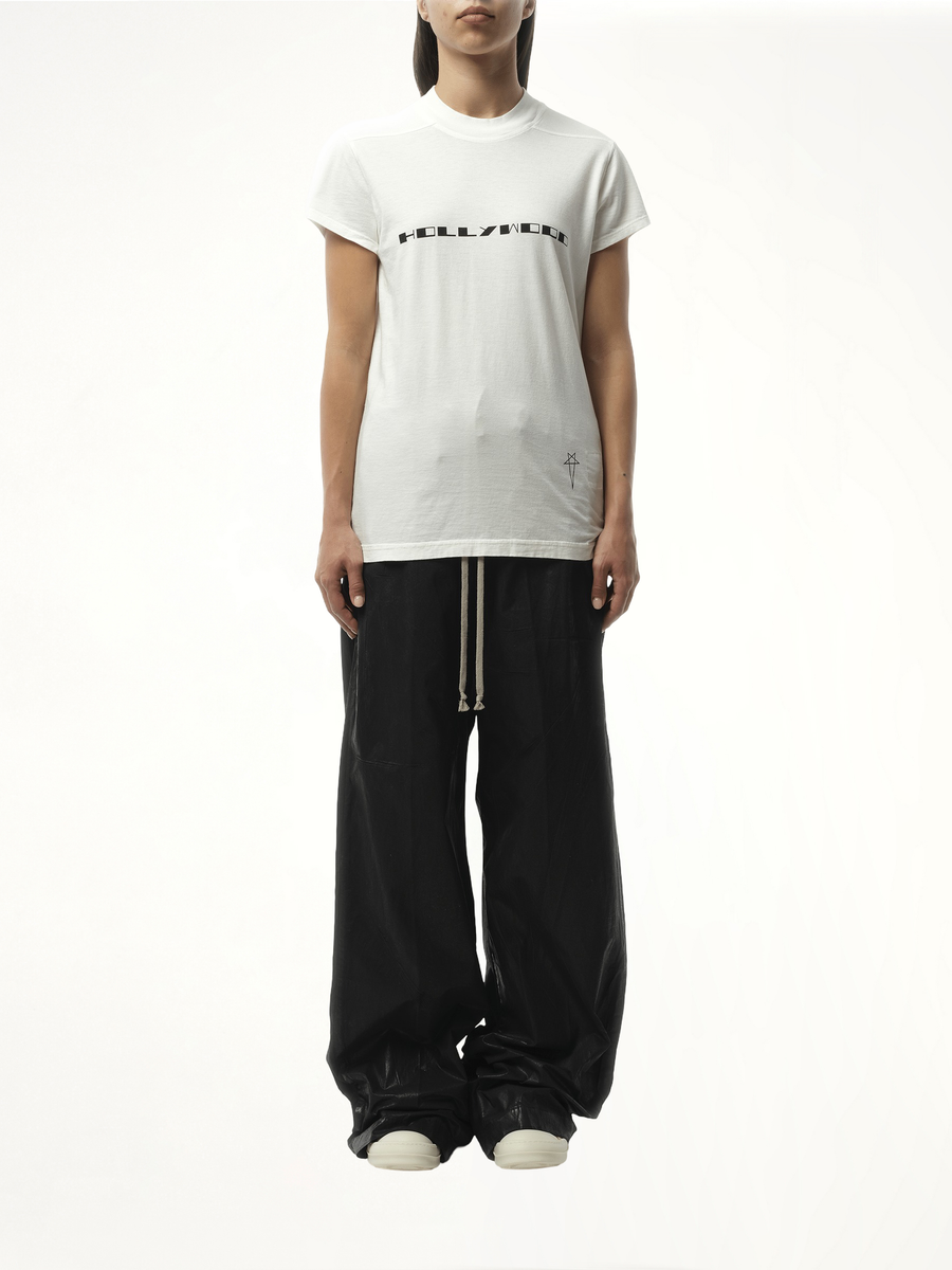 Hollywood Small Level T in Milk/Black