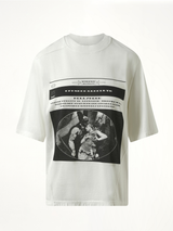 ミルク/ブラックのオペラプリントセイウチTシャツ