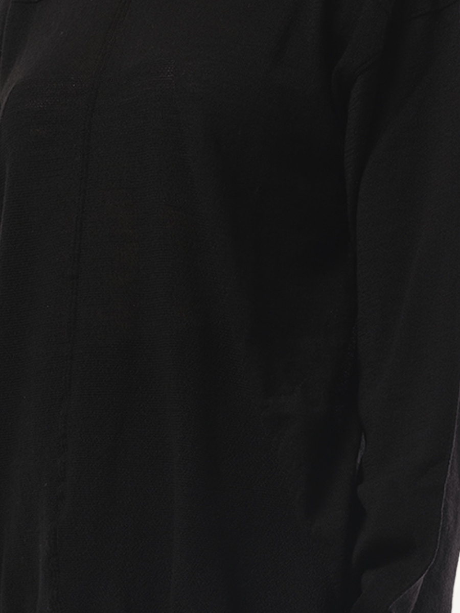 Knit Pullover in Black