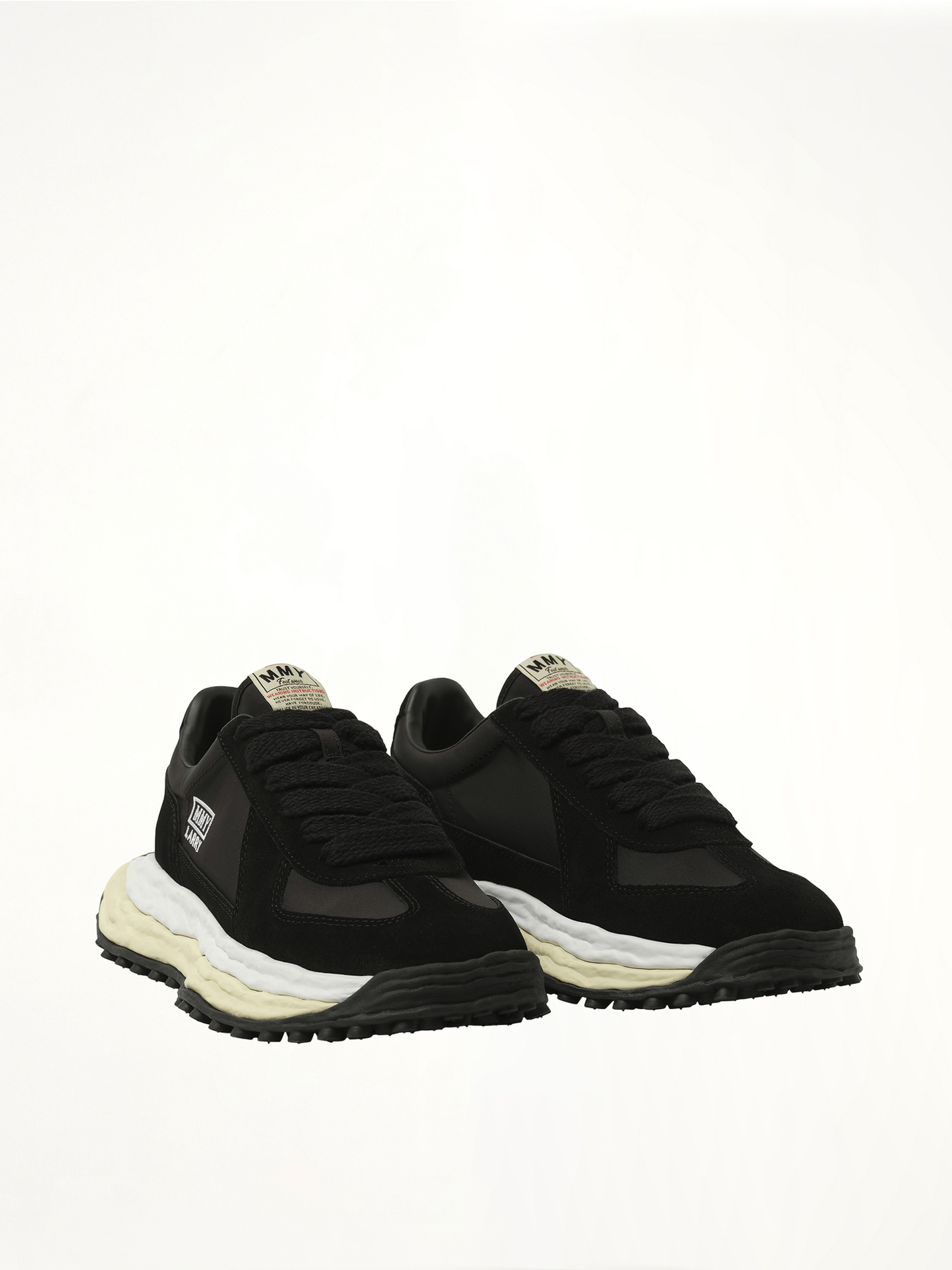 Larry OG Sneaker in Black