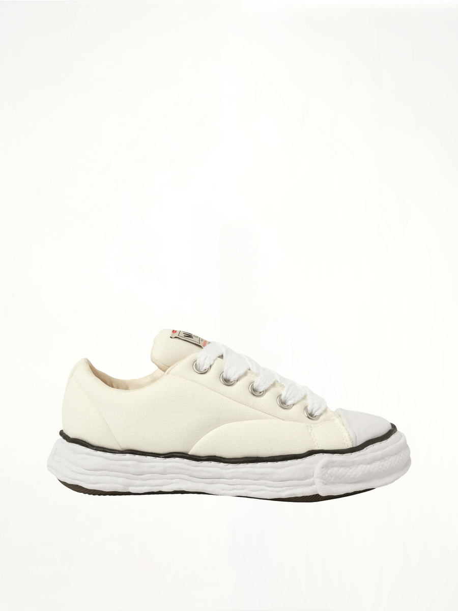 Peterson 23 OG Padded Sneaker in White Side View | MAISON MIHARA YASUHIRO