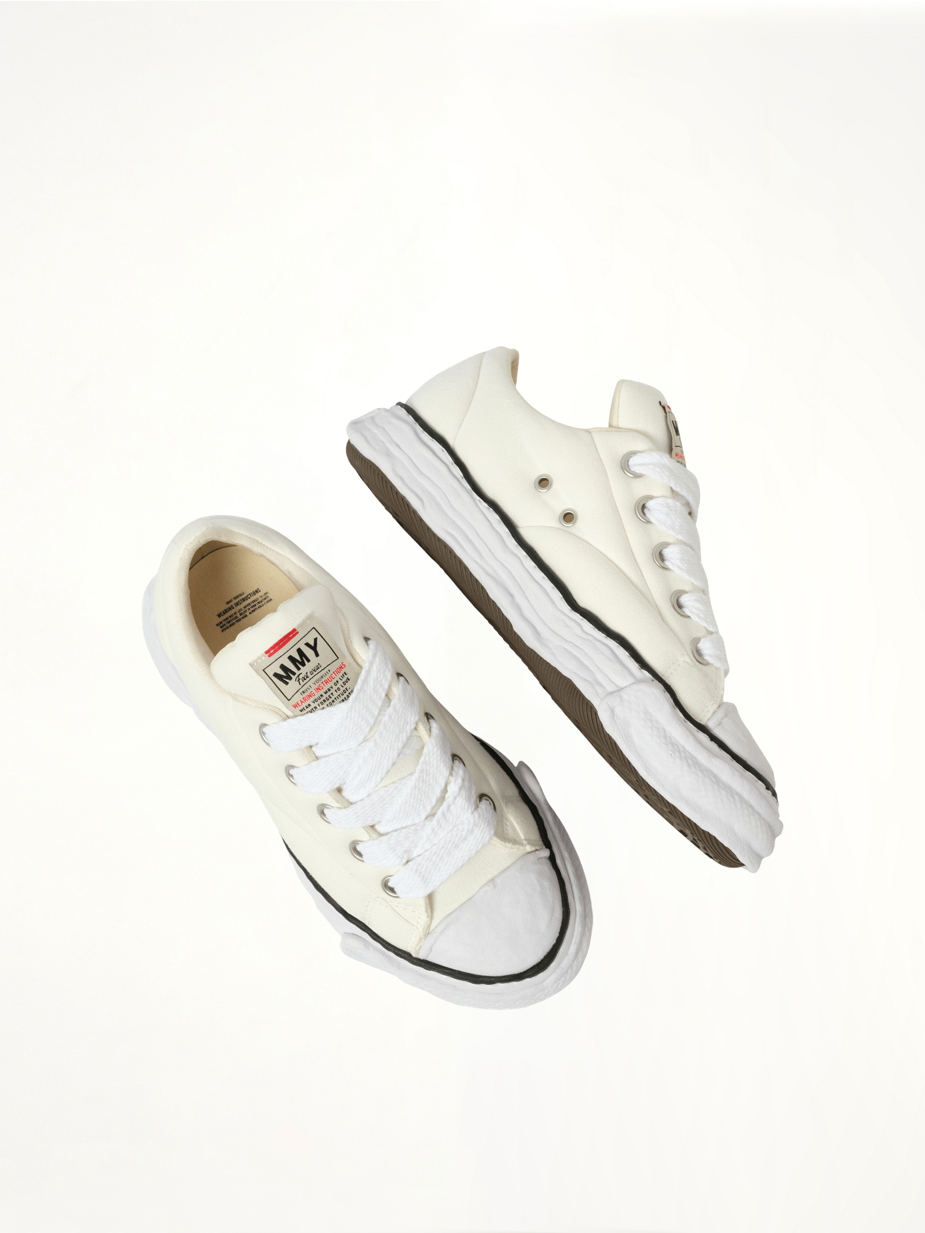 Peterson 23 OG Padded Sneaker in White Top View | MAISON MIHARA YASUHIRO