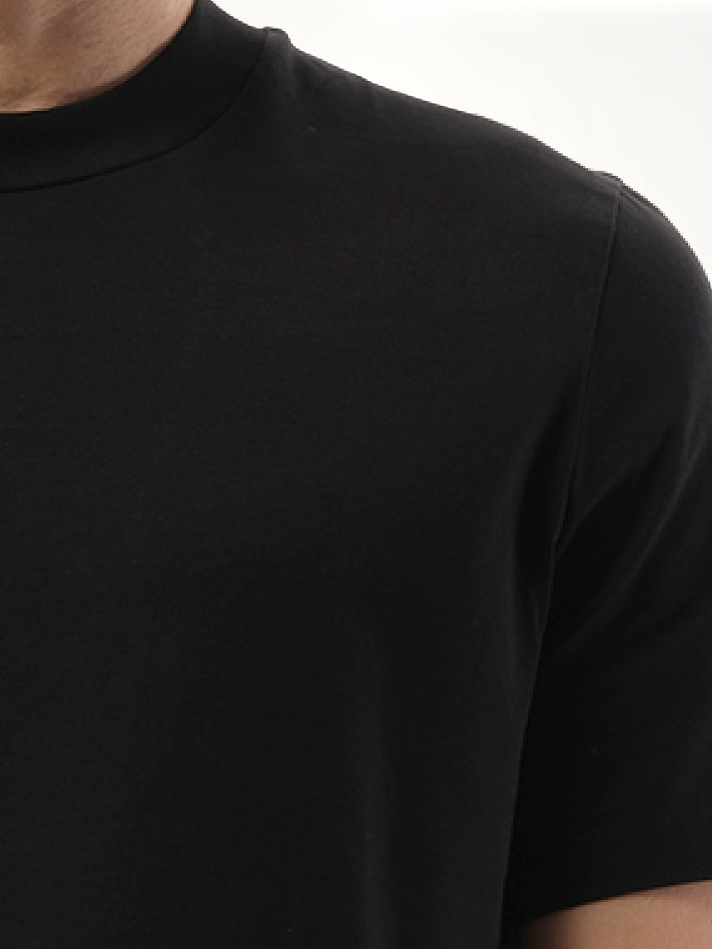 Basic T-Shirt in Black