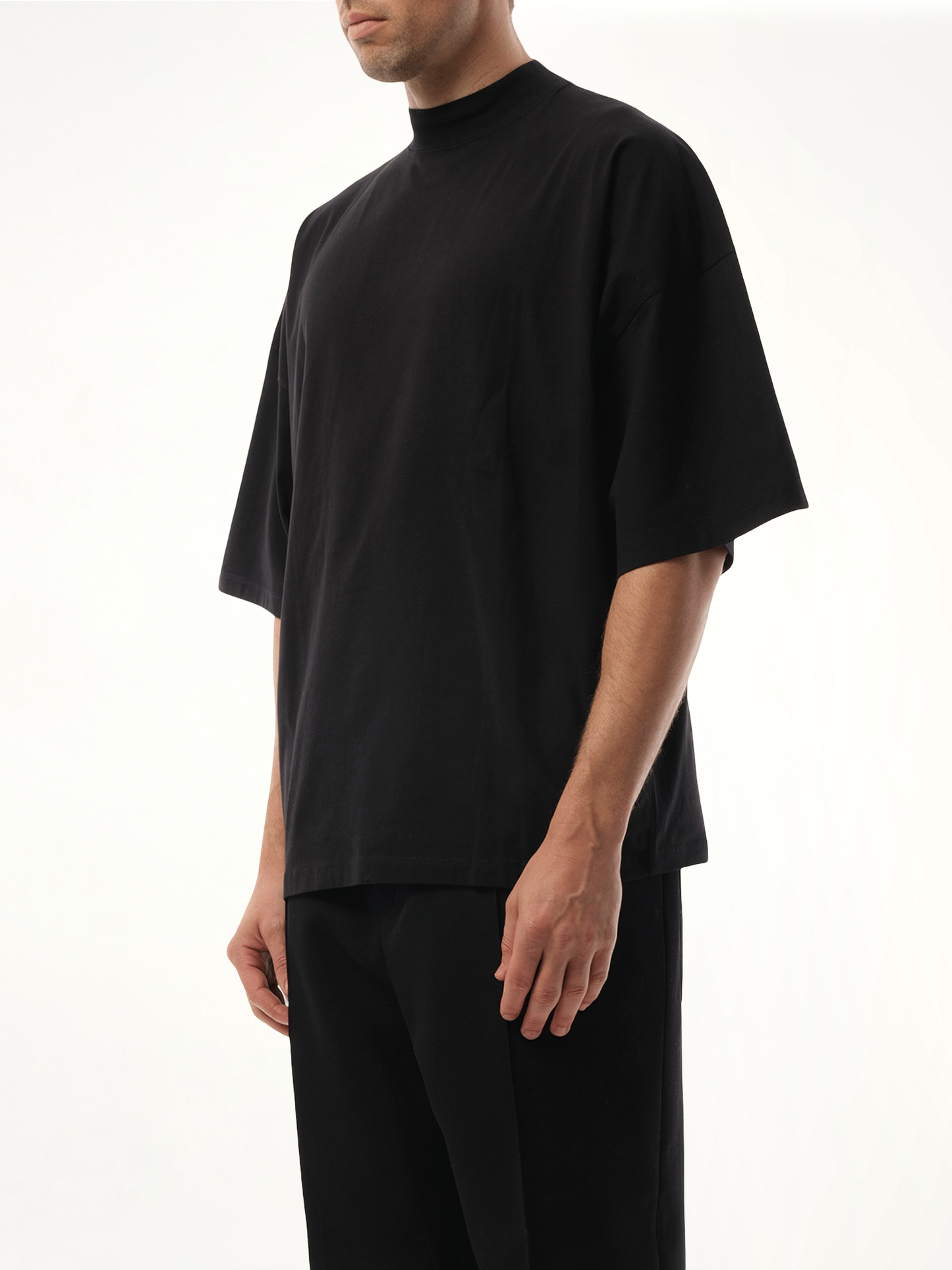 Mock Neck T-Shirt in Black
