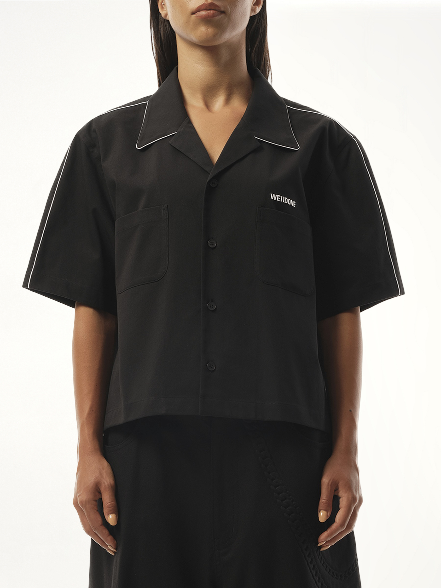 Short-Sleeved Convertible Shirt in Black