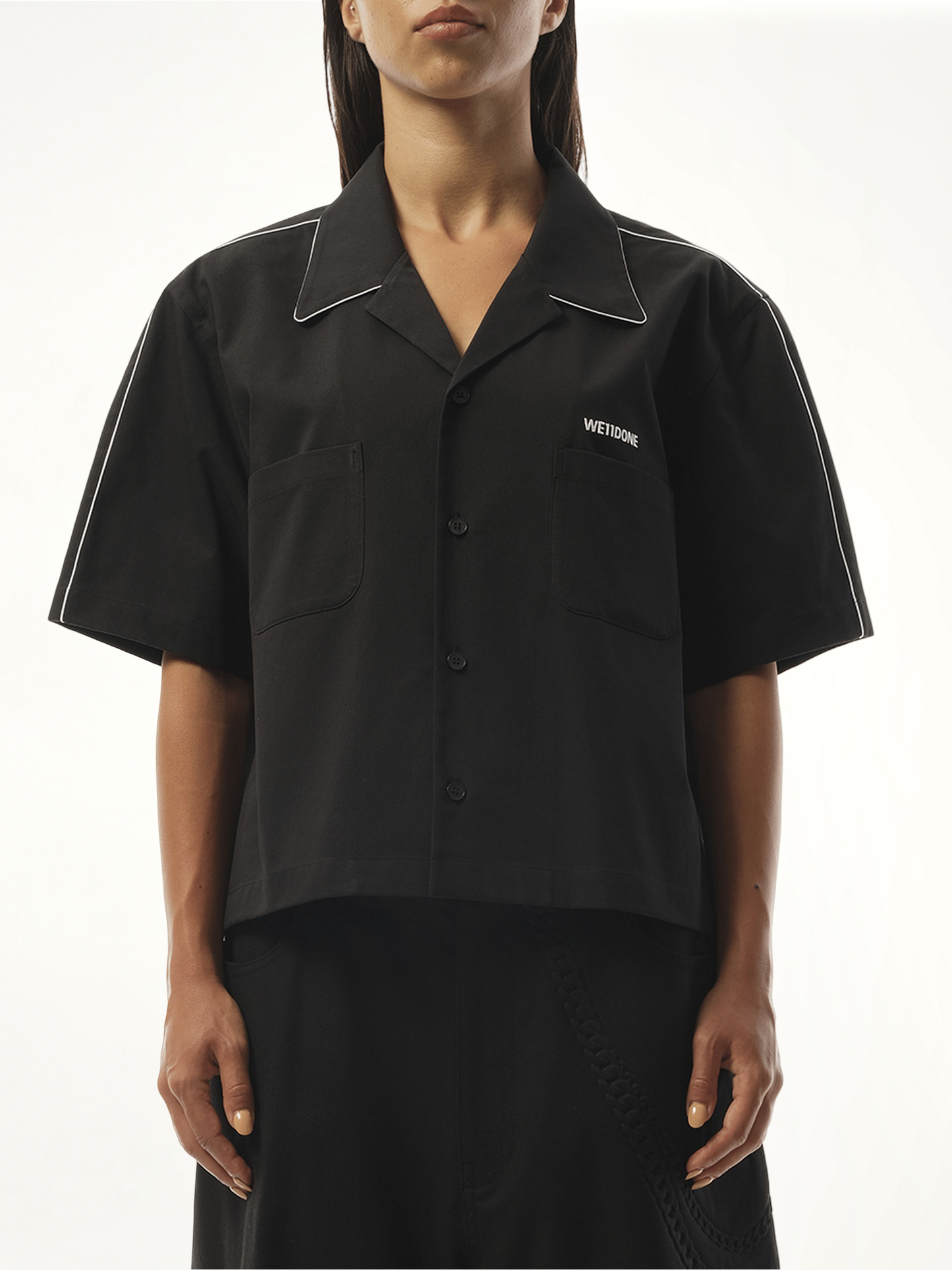 Short-Sleeved Convertible Shirt in Black