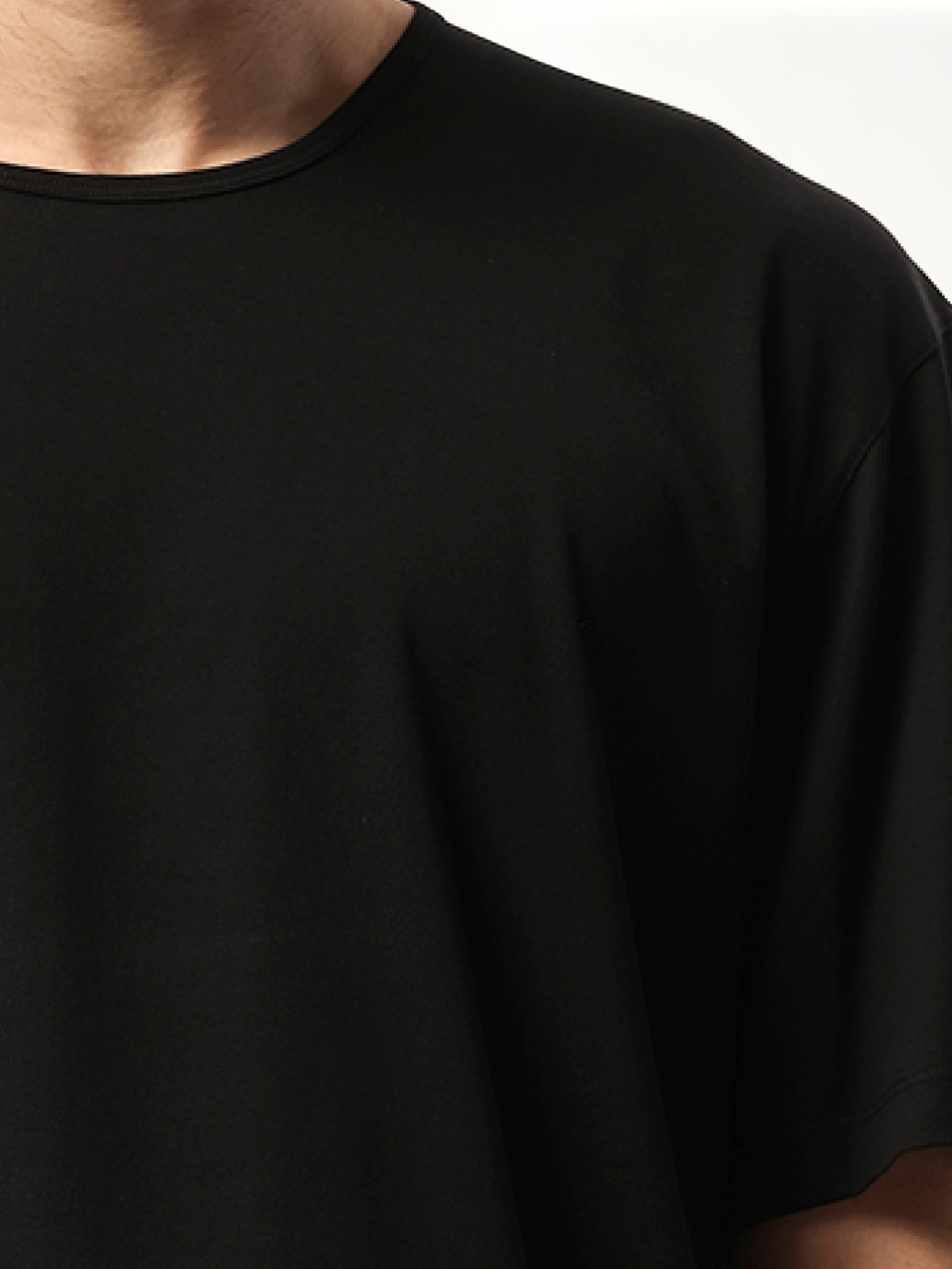 Relaxed T-Shirt in Black