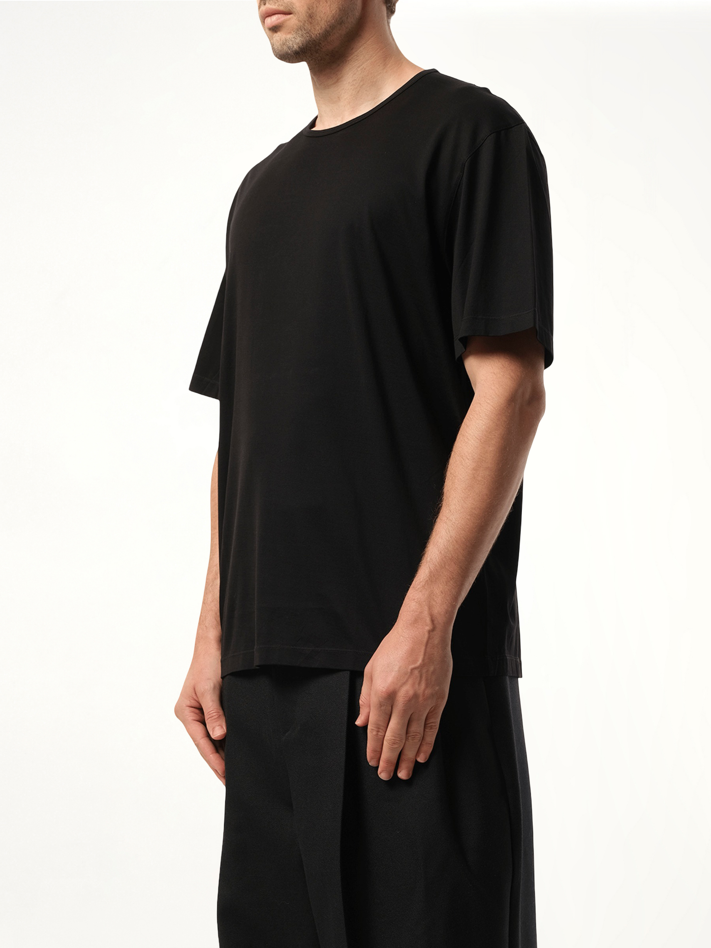 Relaxed T-Shirt in Black