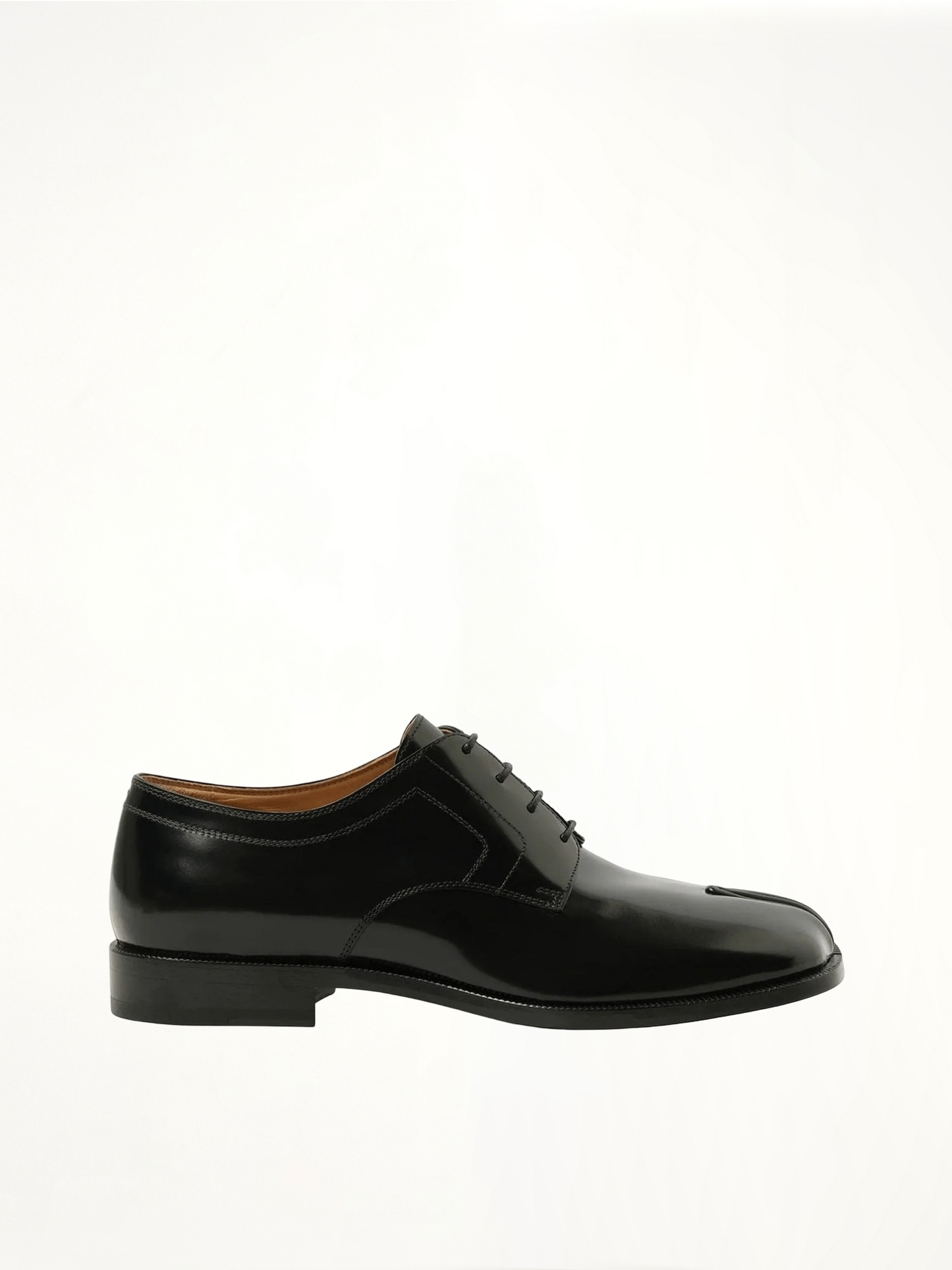 Tabi Lace-Ups Derbies in Black