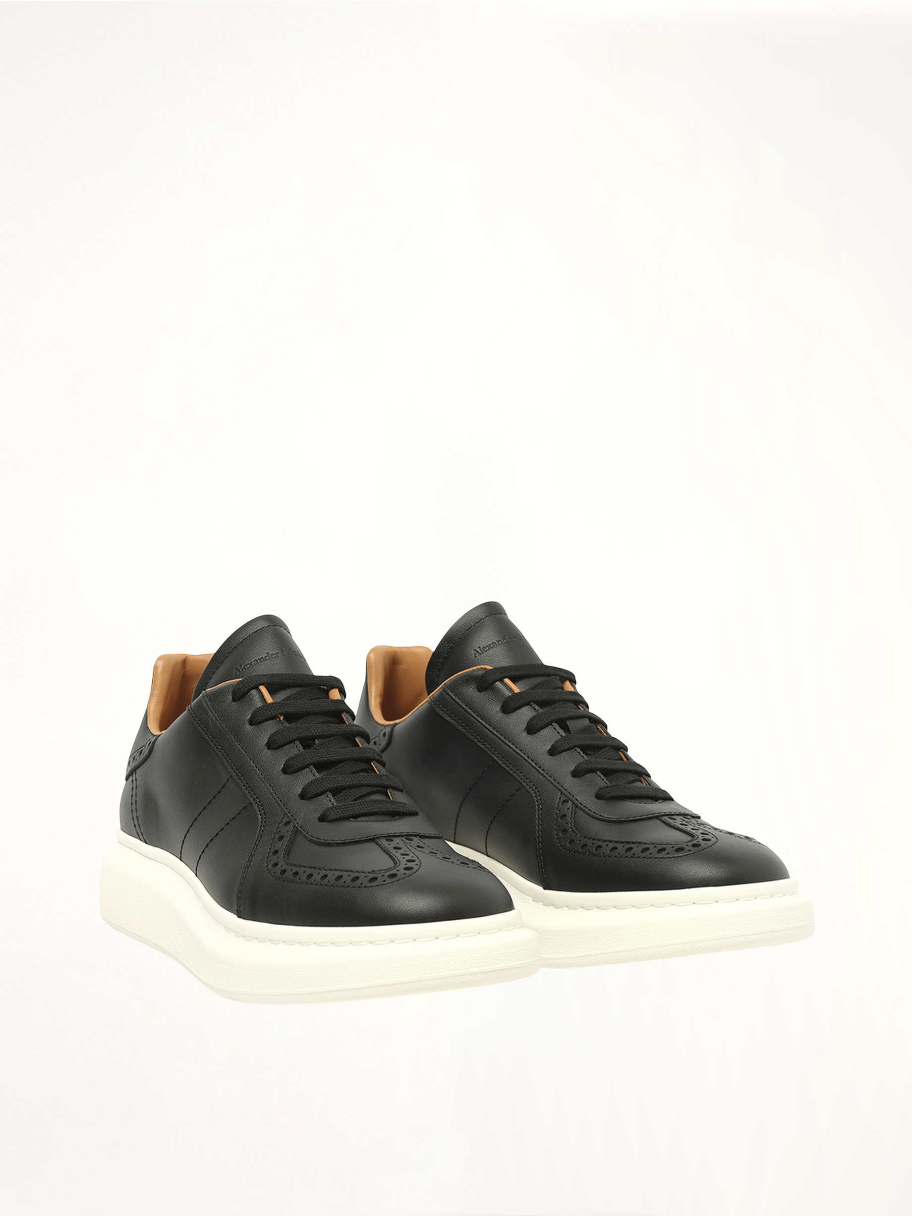 Candid Calf Larry Sneaker in Black/White Front View | ALEXANDER MCQUEEN