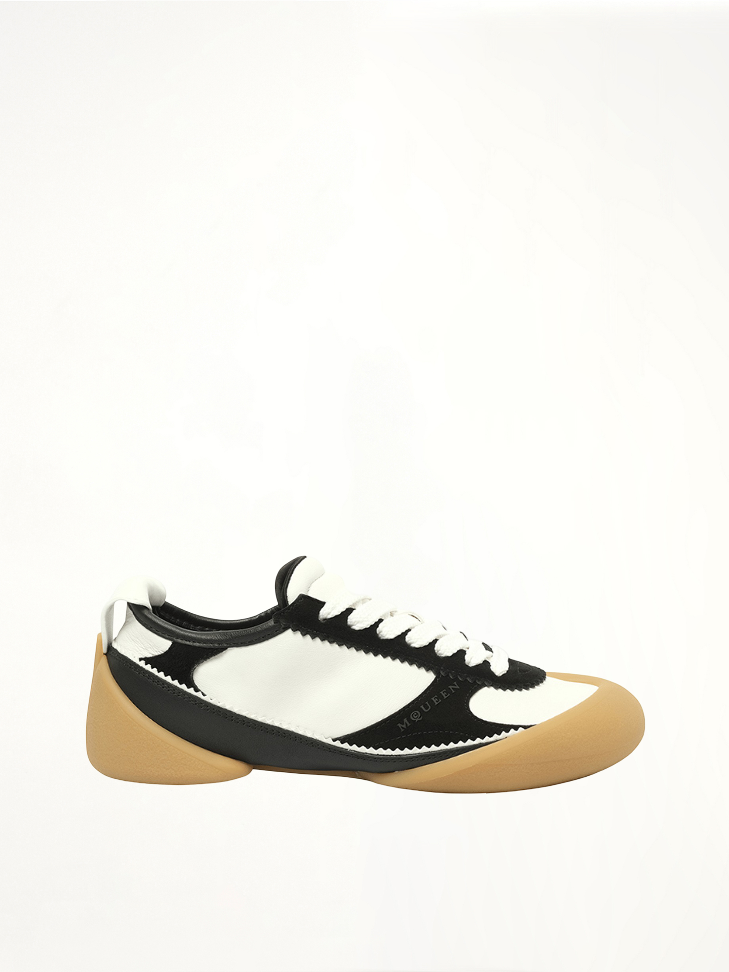 Flexion Sneaker in White/Black/Brown