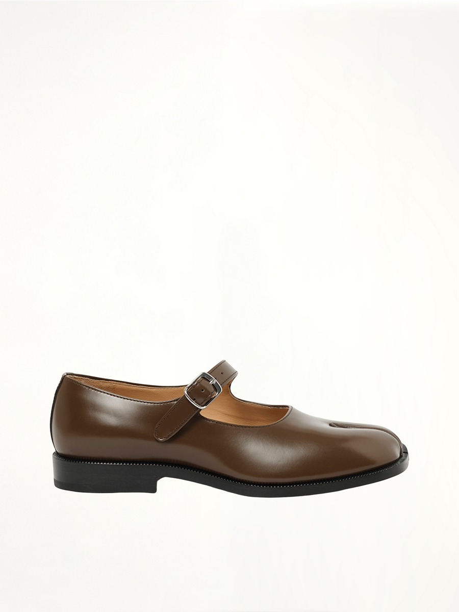 Tabi Mary Jane in Wood Side View | MAISON MARGIELA