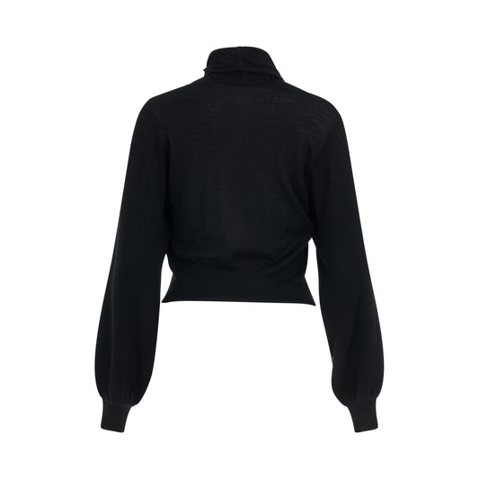 Pullover Sweater in Black