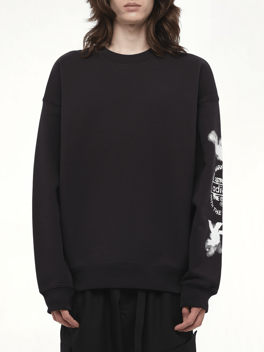 Graphic Crew Sweat in Black