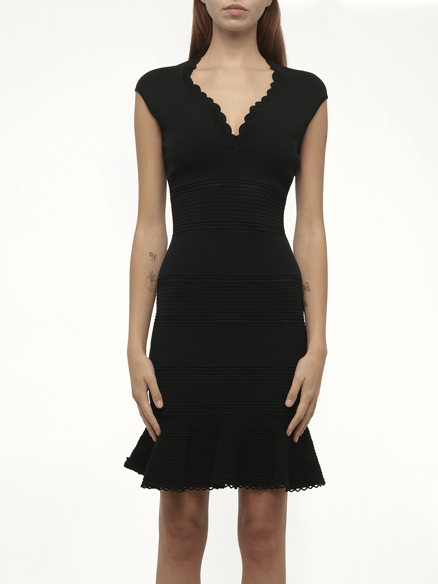 Amq - Cap Slv Peplum Dress in Black000