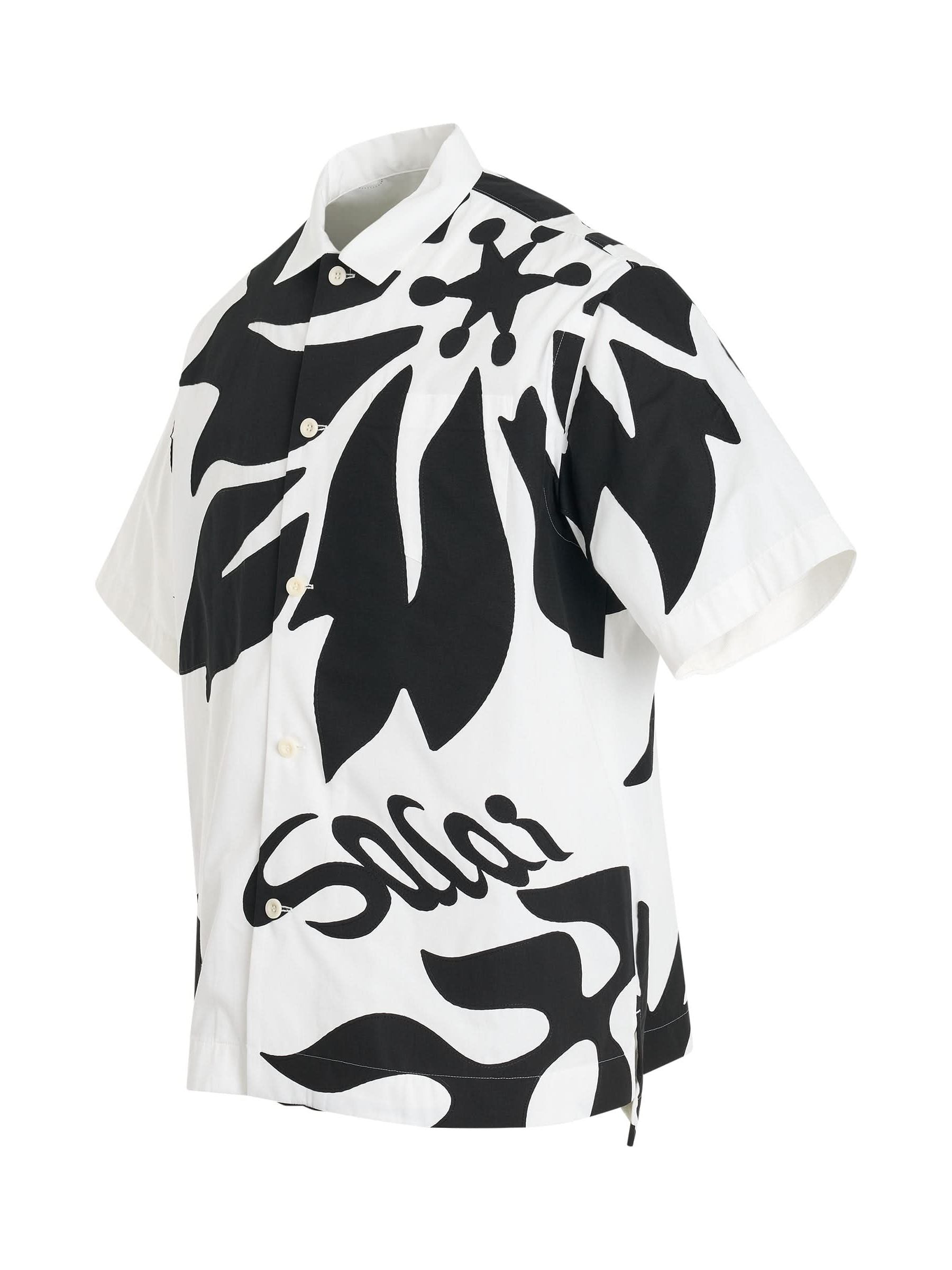Floral Embroidered Patch Cotton Poplin Shirt in Off White/Black