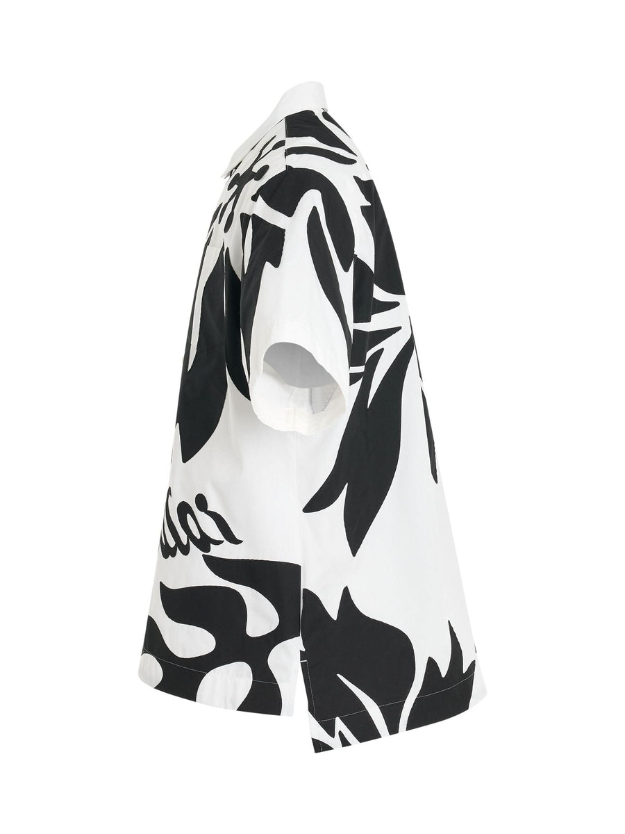 Floral Embroidered Patch Cotton Poplin Shirt in Off White/Black